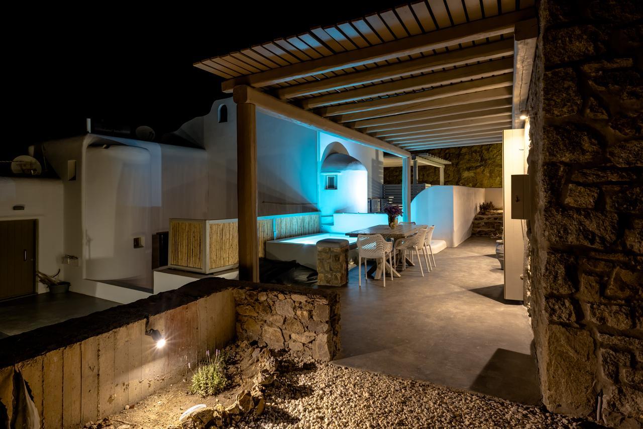 Sea Rock & Sky Private Residence Merchia Beach Exterior photo