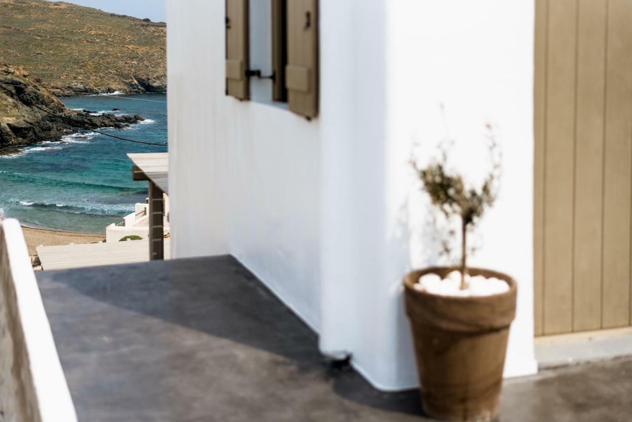 Sea Rock & Sky Private Residence Merchia Beach Exterior photo